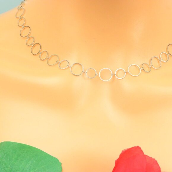 Delicate & Contemporary Necklace Chain, A Lovely Choice for Women, EVCH1615 - Picture 5 of 10